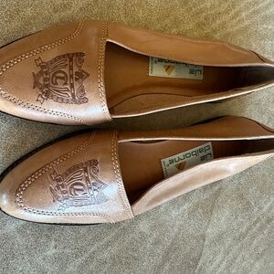 Vintage Liz Claiborne 7.5 Women's Tan Loafers flats